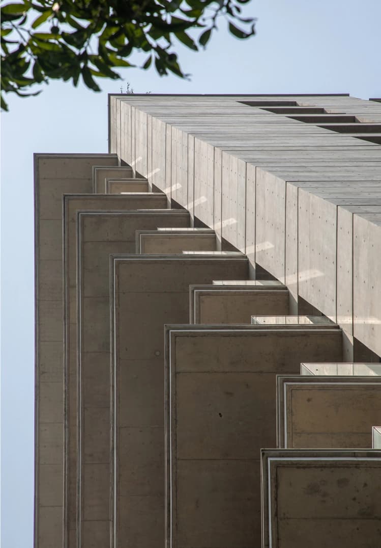 Left Aligned Image